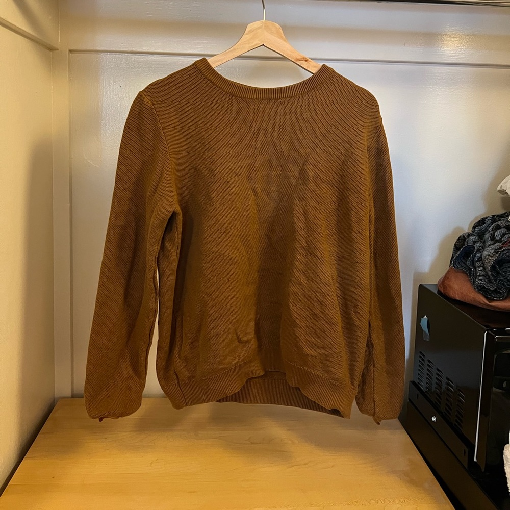 STUDIO 84 CREW SWEATER